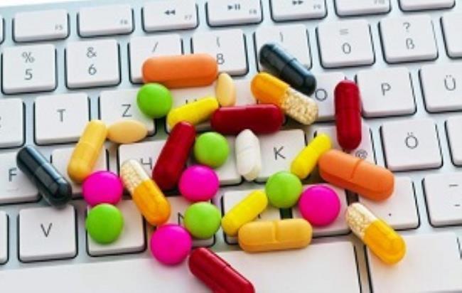 خطر های اساسی خرید دارو در فضای مجازی