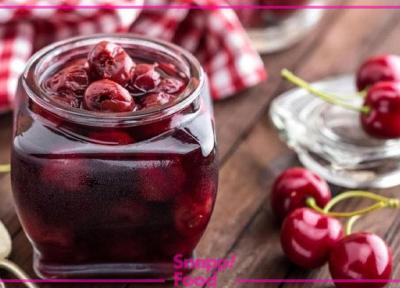 طرز تهیه ترشی آلبالو به 4 روش مختلف